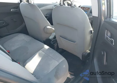 2013 Chevrolet Sonic Ls Auto z USA, uszkodzony, nr VIN 1G1JA5SG7D4133886